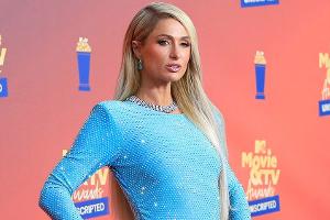 Paris Hilton wirft Internat erstmals auch sexuellen Missbrauch vor