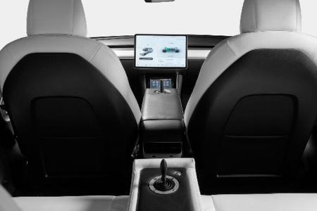 Tesla Model 3 Spacedrive Paravan Tesla Model 3 Spacedrive Paravan