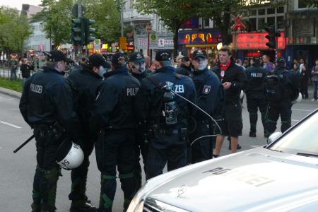 Ausschreitungen vor Hamburger Derby Ausschreitungen vor Hamburger Derby