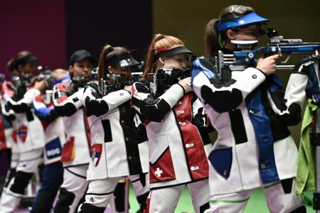 WM: Luftgewehrschützinnen verlieren Duell um Bronze WM: Luftgewehrschützinnen verlieren Duell um Bronze