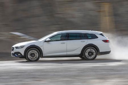 Opel Insignia Country Tourer 2.0 BiTurbo Diesel 4x4, Exterieur