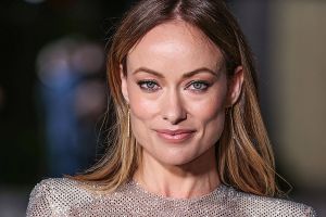 Olivia Wilde: Dieses Kleid sorgt für Aufregung