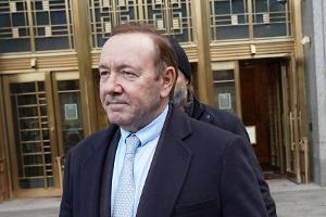 Kevin Spacey im Belästigungsprozess für nicht schuldig befunden