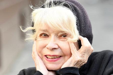 Ingrid Steeger muss ins Pflegeheim Ingrid Steeger muss ins Pflegeheim