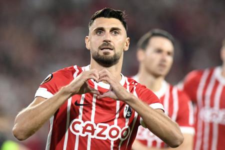 Grifo neuer italienischer Rekordtorschütze der Bundesliga Grifo neuer italienischer Rekordtorschütze der Bundesliga