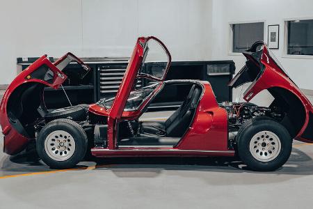 MAT Jewelry Line Alfa Romeo Tipo 33 Stradale (2022)