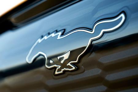 04/2021, Ford Mustang Mach-E GT