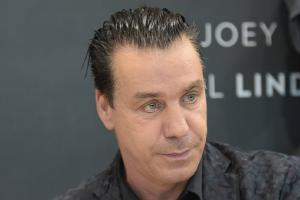 Rammstein-Frontmann Till Lindemann muss Solo-Tour verschieben
