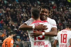 Sieg gegen Donezk: Leipzig im Achtelfinale, Sorge um Werner