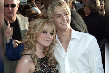 Hilary Duff und Co.: Musik-Stars trauern um verstorbenen Aaron Carter Hilary Duff und Co.: Musik-Stars trauern um verstorbenen Aaron Carter