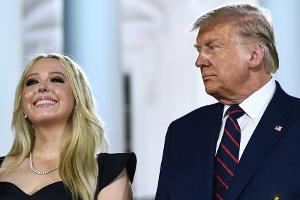 Donald Trump probt Hochzeit von Tochter Tiffany
