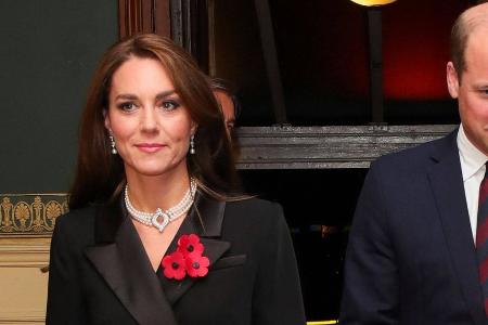 Prinzessin Kate: Mit diesen Schmuckstücken ehrt sie die Queen Prinzessin Kate: Mit diesen Schmuckstücken ehrt sie die Queen