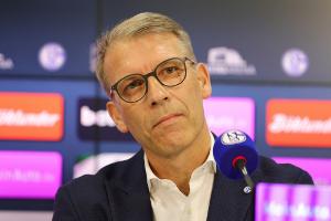 Schalke-Vorstand Knäbel: "Geschehenes verarbeiten"