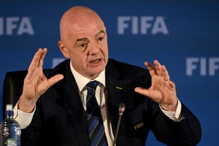 Bei G20: Infantino wirbt für Waffenruhe während der WM Bei G20: Infantino wirbt für Waffenruhe während der WM