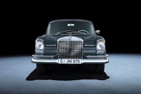 Mercedes Grill-Evolution
