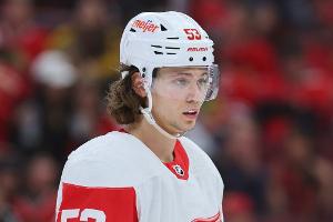 NHL: Seider trifft bei Sieg im Duell gegen Sturm