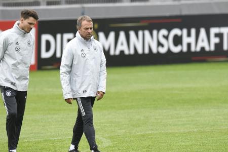 Assistent Röhl: Trainer Flick macht Assistent Röhl: Trainer Flick macht
