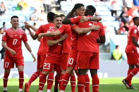 Dank Embolo: Schweiz stoppt Superstürmer Choupo-Moting Dank Embolo: Schweiz stoppt Superstürmer Choupo-Moting
