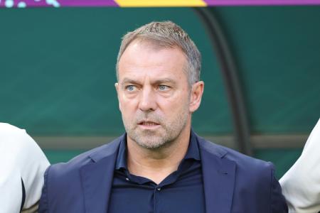 Vor Spanien-Spiel: Flick von Mannschaft getrennt Vor Spanien-Spiel: Flick von Mannschaft getrennt