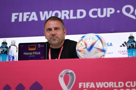 Spanien-PK nur mit Flick: DFB droht FIFA-Geldstrafe Spanien-PK nur mit Flick: DFB droht FIFA-Geldstrafe