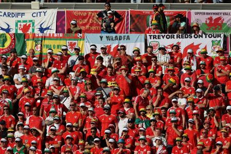 Wales-Fan stirbt in Katar Wales-Fan stirbt in Katar