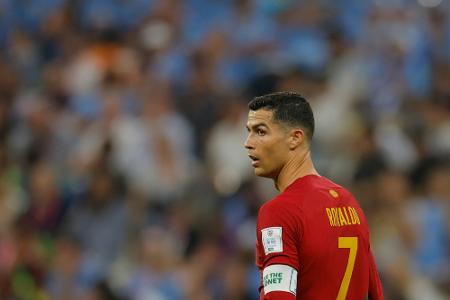 Medien: CR7 für 200 Millionen Euro nach Saudi-Arabien Medien: CR7 für 200 Millionen Euro nach Saudi-Arabien
