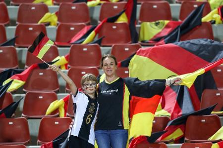 WM: Deutsche Fans beklagen Einreiseprobleme WM: Deutsche Fans beklagen Einreiseprobleme