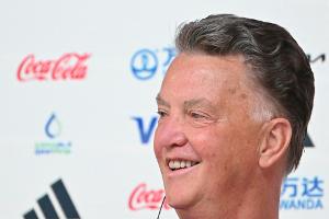 Interesse aus Belgien: Van Gaal verweist auf Gattin Truus