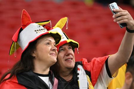 Fans nach WM-Aus zwischen Verärgerung und Resignation Fans nach WM-Aus zwischen Verärgerung und Resignation