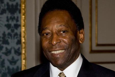Sorge um Brasilien Fußball-Legende: Pelé meldet sich aus der Klinik Sorge um Brasilien Fußball-Legende: Pelé meldet sich aus der Klinik