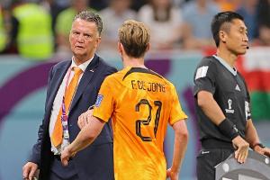 Glanzlos, aber souverän: Niederlande erster Viertelfinalist