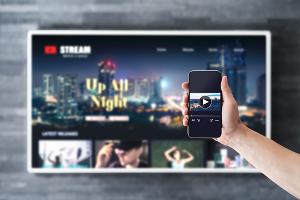 Smartphone-Display auf dem Fernseher anzeigen und streamen - so geht's