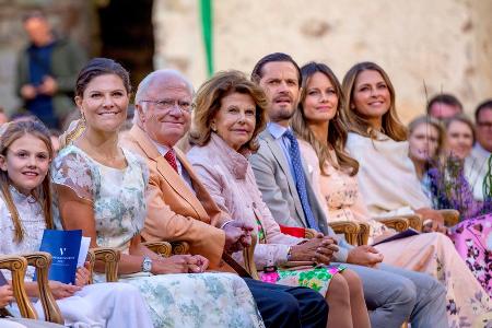 Prinzessin Madeleine und ihre Familie feiern Weihnachten in Schweden Prinzessin Madeleine und ihre Familie feiern Weihnachten in Schweden