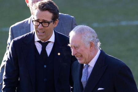 Königshaus trifft Hollywood: König Charles und Ryan Reynolds in Wales