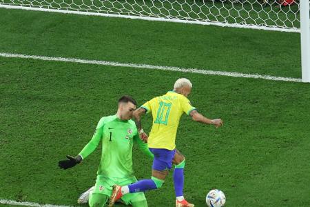 Rekordschützen Brasiliens: Neymar zieht mit Pele gleich Rekordschützen Brasiliens: Neymar zieht mit Pele gleich