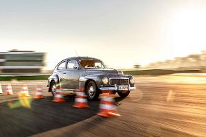 Volvo PV 544