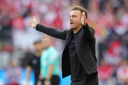 Vorletzter Test des Jahres: Augsburg schlägt Grasshoppers Vorletzter Test des Jahres: Augsburg schlägt Grasshoppers