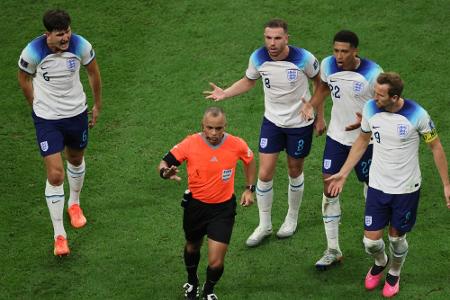 Meier kritisiert Viertelfinal-Schiris Meier kritisiert Viertelfinal-Schiris