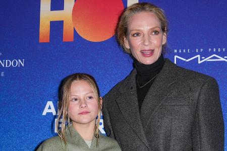Uma Thurman bringt ihre zehnjährige Tochter mit zur Premiere Uma Thurman bringt ihre zehnjährige Tochter mit zur Premiere