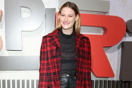 Tochter von Steven Spielberg: Destry Allyn Spielberg feiert Regiedebüt Tochter von Steven Spielberg: Destry Allyn Spielberg feiert Regiedebüt
