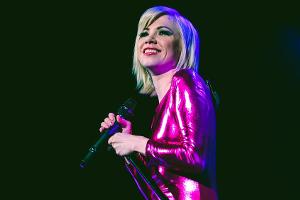 Carly Rae Jepsen ist "schwer begeistert" von ihrem Freund