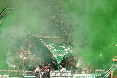 Pyro: 25.000 Euro Strafe für Werder Bremen Pyro: 25.000 Euro Strafe für Werder Bremen
