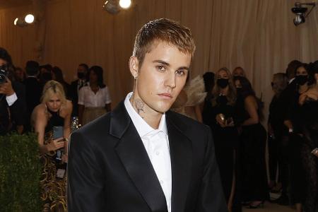 Nach Kritik: H&M nimmt Justin-Bieber-Kollektion aus dem Verkauf Nach Kritik: H&M nimmt Justin-Bieber-Kollektion aus dem Verkauf