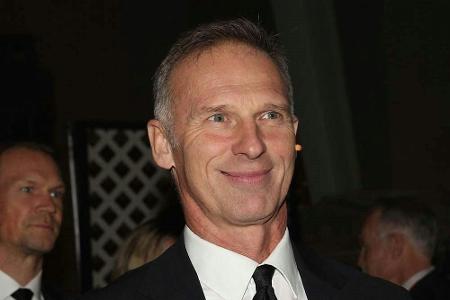 Eishockey-Legende Hasek fordert Russen-Ausschluss Eishockey-Legende Hasek fordert Russen-Ausschluss