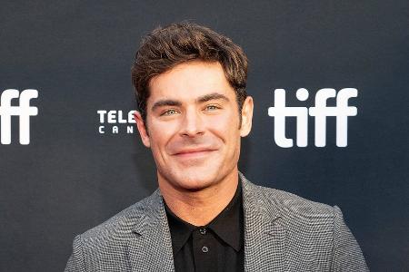 Zac Efron teilt süße Geburtstagsfotos mit seiner Halbschwester Olivia Zac Efron teilt süße Geburtstagsfotos mit seiner Halbschwester Olivia