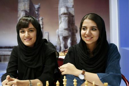Iranerin ohne Hidschab bei Schnellschach-WM Iranerin ohne Hidschab bei Schnellschach-WM