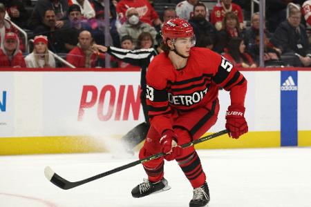 NHL: Seider siegt mit Detroit nach Aufholjagd NHL: Seider siegt mit Detroit nach Aufholjagd