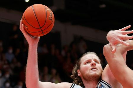 BBL: MBC siegt beim Jubiläum von Ex-MVP Bryant