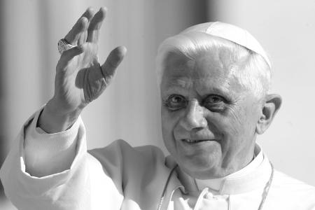 Abschied von Benedikt XVI.: TV-Sender zeigen Trauergottesdienste Abschied von Benedikt XVI.: TV-Sender zeigen Trauergottesdienste