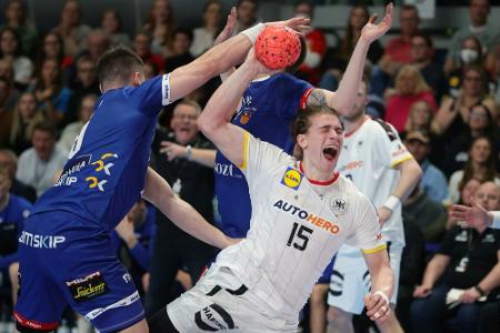 Handballer verlieren ersten WM-Härtetest gegen Island Handballer verlieren ersten WM-Härtetest gegen Island